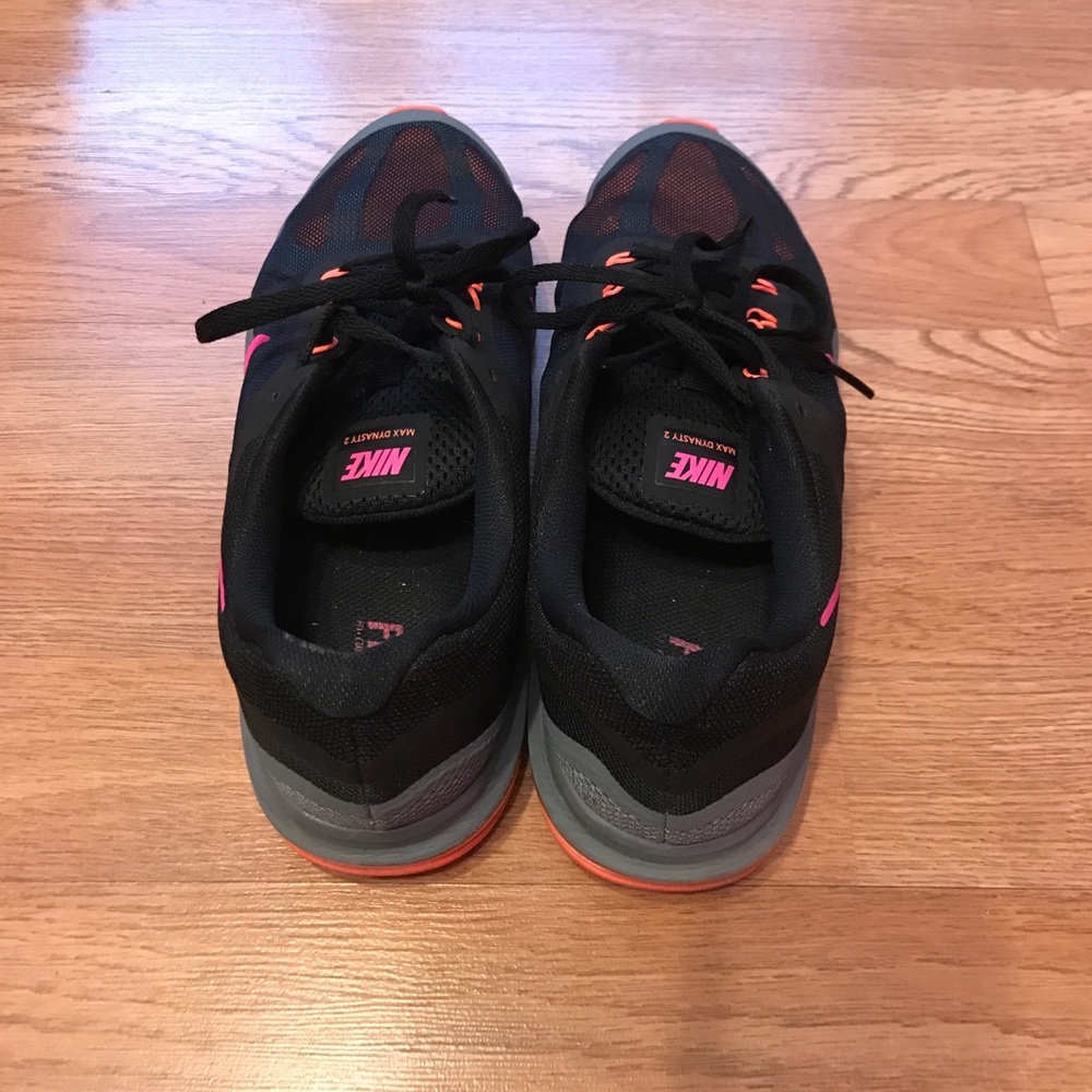 Nike Max Dynasty 2 Sneakers - Picture 4 of 5